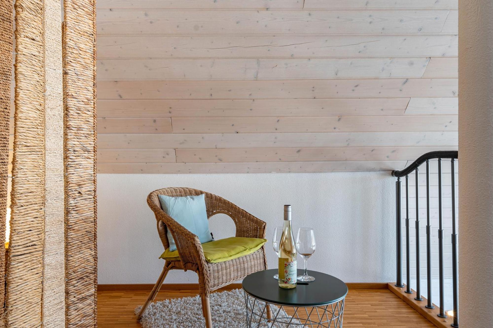 Winzercafe Neipperg Apartment Brackenheim Bagian luar foto
